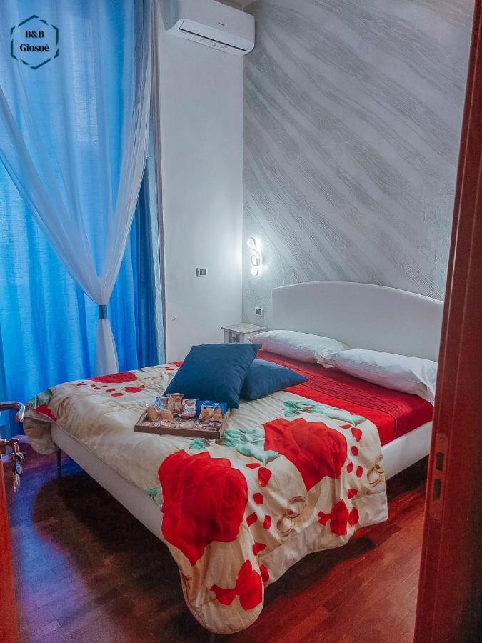B&B Giosue เนเปิลส์ ภายนอก รูปภาพ
