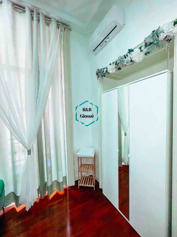 B&B Giosue เนเปิลส์ ภายนอก รูปภาพ